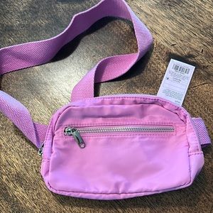 NEW Wild Fable Pink
fanny pack or Cross Body
 Belt Bag Strap…